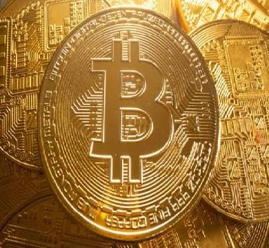 خلال تعاملات اليوم الأحد "بيتكوين " تستقر فوق 64 الف دولار